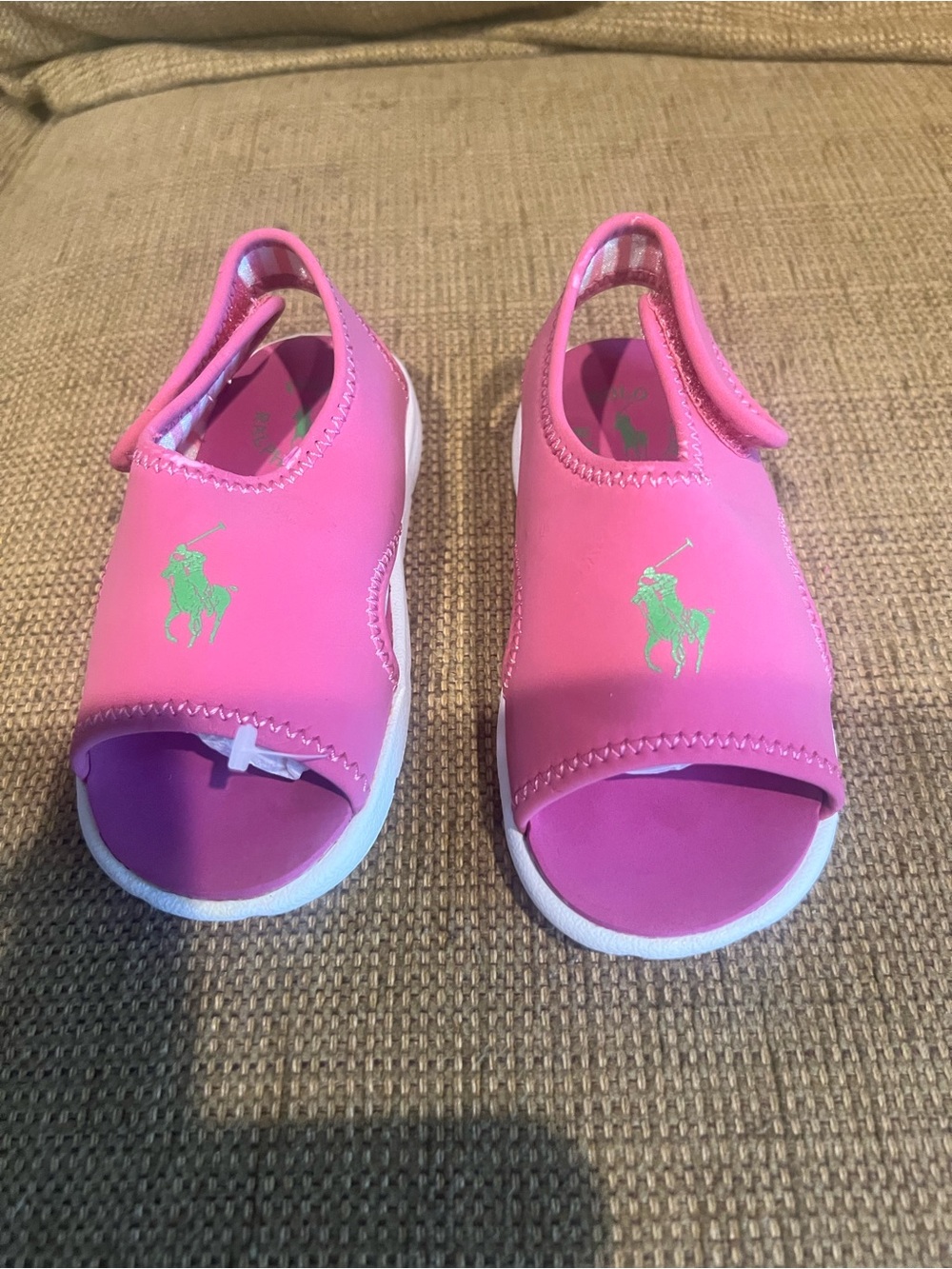 Little girls size 7 Ralph Lauren Sandals